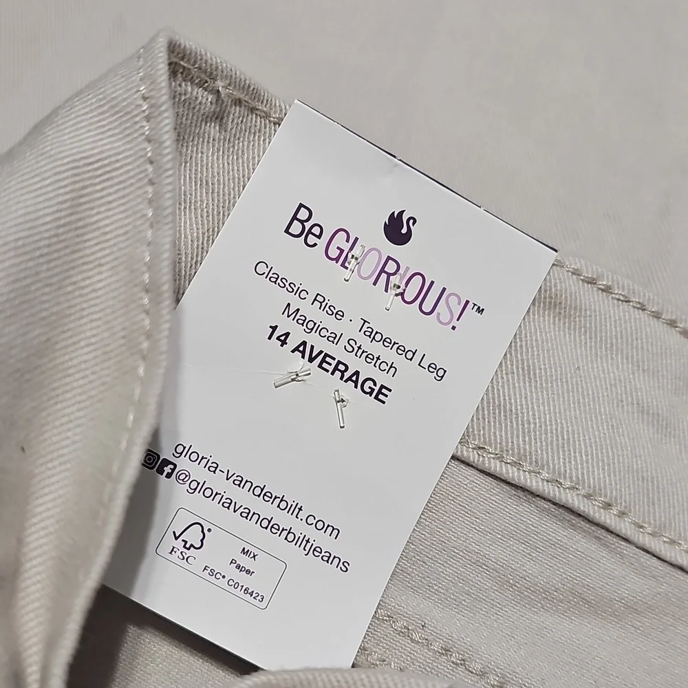 Gloria Vanderbilt Amanda Slimming Tapered Leg Jeans Size 14 New